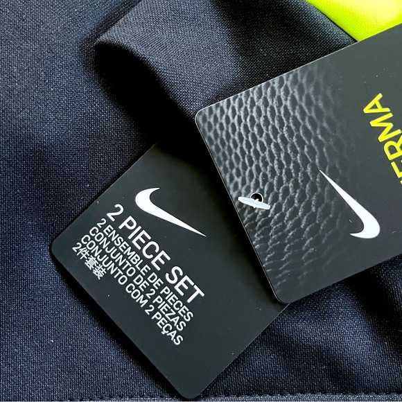 BRAND NEW SET!! 🎉 2-PIECE SET Nike Therma Dri-Fit Jogger & Hoodie set - Picture 3 of 10